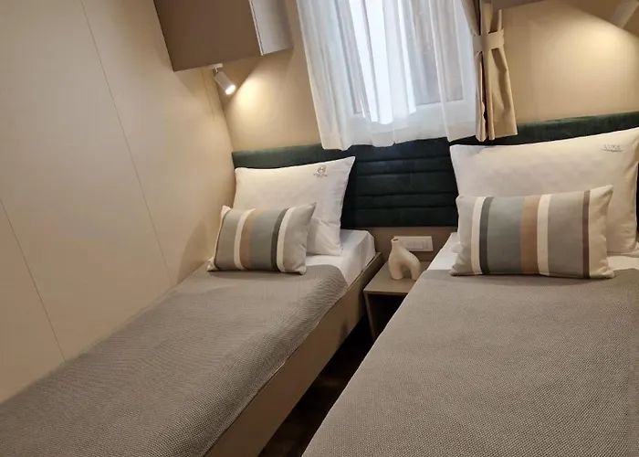 Blissbay Mobile Home, Campeggio *