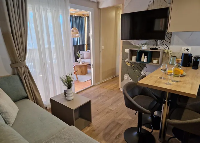 Kemp Blissbay Mobile Home, *