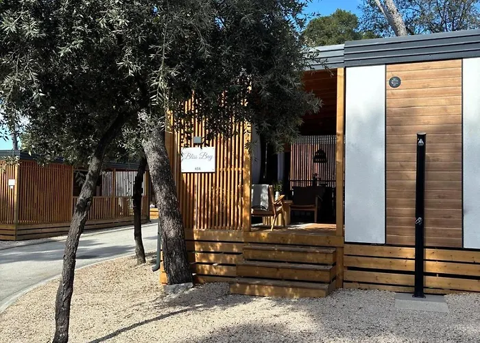 Blissbay Mobile Home, Kemp